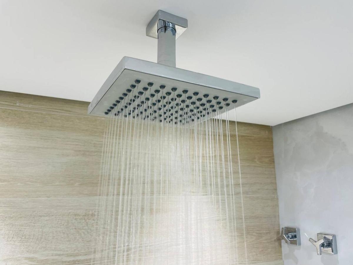 Flat Luxuoso Alto Padrao Frente Mar Com 2 Suites No Iate Plaza Fortaleza  Eksteriør bilde